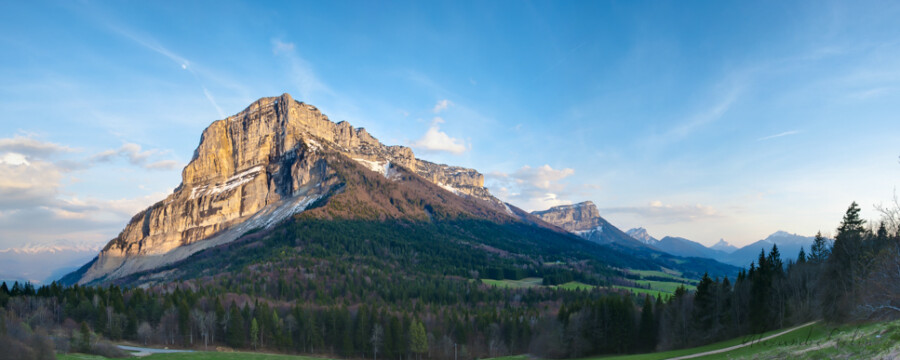 Granier au coucher du soleil